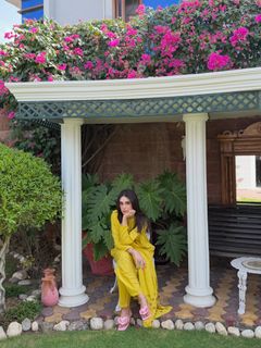 Hina Tariq feet photo 3