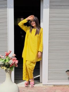 Hina Tariq feet photo 2