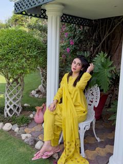 Hina Tariq feet photo 1