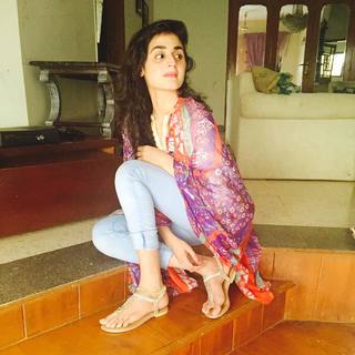 Hira Salman feet photo 18