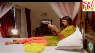 Hira Salman feet photo 20