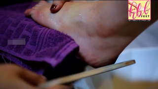 Hira Salman feet photo 3