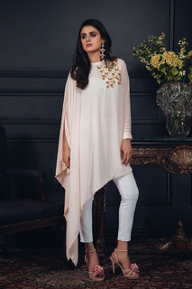 Hira Salman feet photo 13