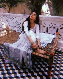 Hira Salman feet photo 14