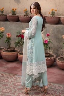 Hira Salman feet photo 13