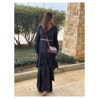 Hira Salman feet photo 9