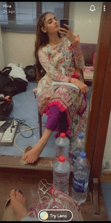 Hira Salman feet photo 16