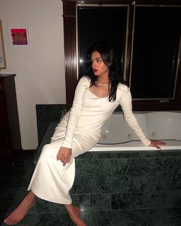 Hira Salman feet photo 7