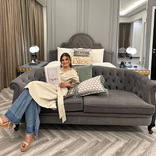 Hira Salman feet photo 10