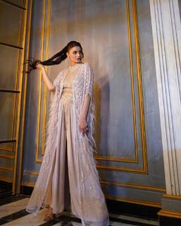 Hira Salman feet photo 15