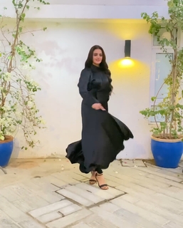 Hira Salman feet photo 8