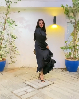 Hira Salman feet photo 2