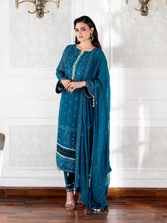 Hira Salman feet photo 11