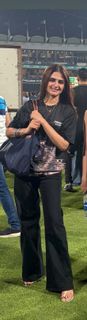 Hira Salman feet photo 12