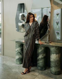Hira Salman feet photo 2