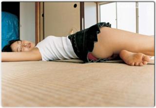 Hiroko Satô feet photo 7