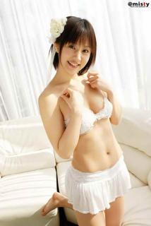 Hiroko Satô feet photo 9