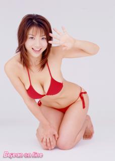 Hitomi Aizawa feet photo 4