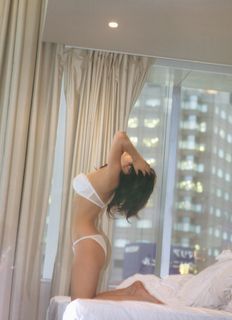 Hitomi Aizawa feet photo 12