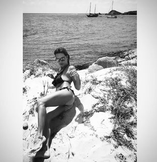 Hoara Borselli feet photo 1