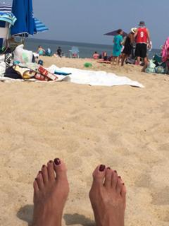 Hoda Kotb feet photo thumbnail