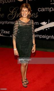 Hoda Kotb feet photo thumbnail