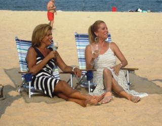 Hoda Kotb feet photo thumbnail