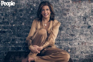 Hoda Kotb feet photo thumbnail