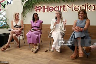 Hoda Kotb feet photo 18
