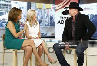 Hoda Kotb feet photo 6