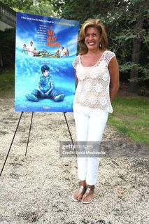 Hoda Kotb feet photo 5