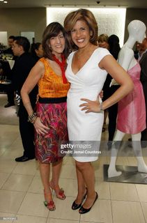 Hoda Kotb feet photo 1