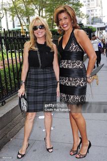 Hoda Kotb feet photo 18