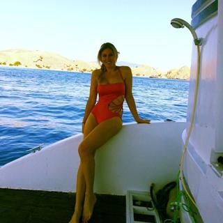 Hofit Golan feet photo 4