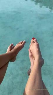 Hofit Golan feet photo 12