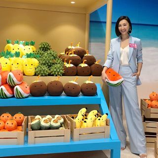 Hoi-Ning Ko feet photo 8