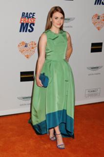 Holland Roden feet photo thumbnail
