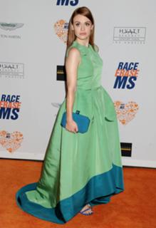 Holland Roden feet photo thumbnail