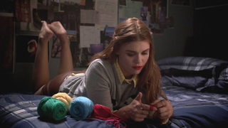 Holland Roden feet photo thumbnail