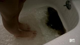 Holland Roden feet photo thumbnail