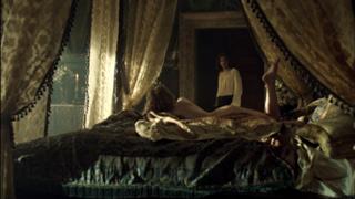 Holliday Grainger feet photo thumbnail