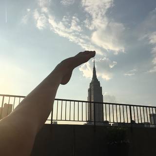 Holly Burt feet photo thumbnail
