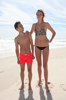 Holly Burt feet photo thumbnail