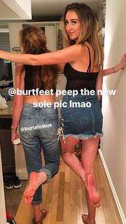 Holly Burt feet photo thumbnail