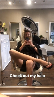 Holly Burt feet photo thumbnail
