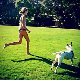Holly Burt feet photo thumbnail