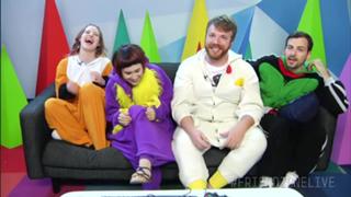 Holly Conrad feet photo 17