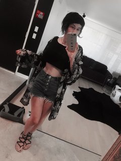 Holly Conrad feet photo 15