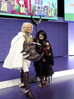 Holly Conrad feet photo 18