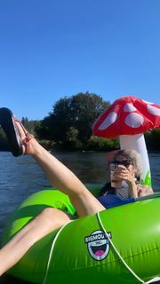 Holly Conrad feet photo 7